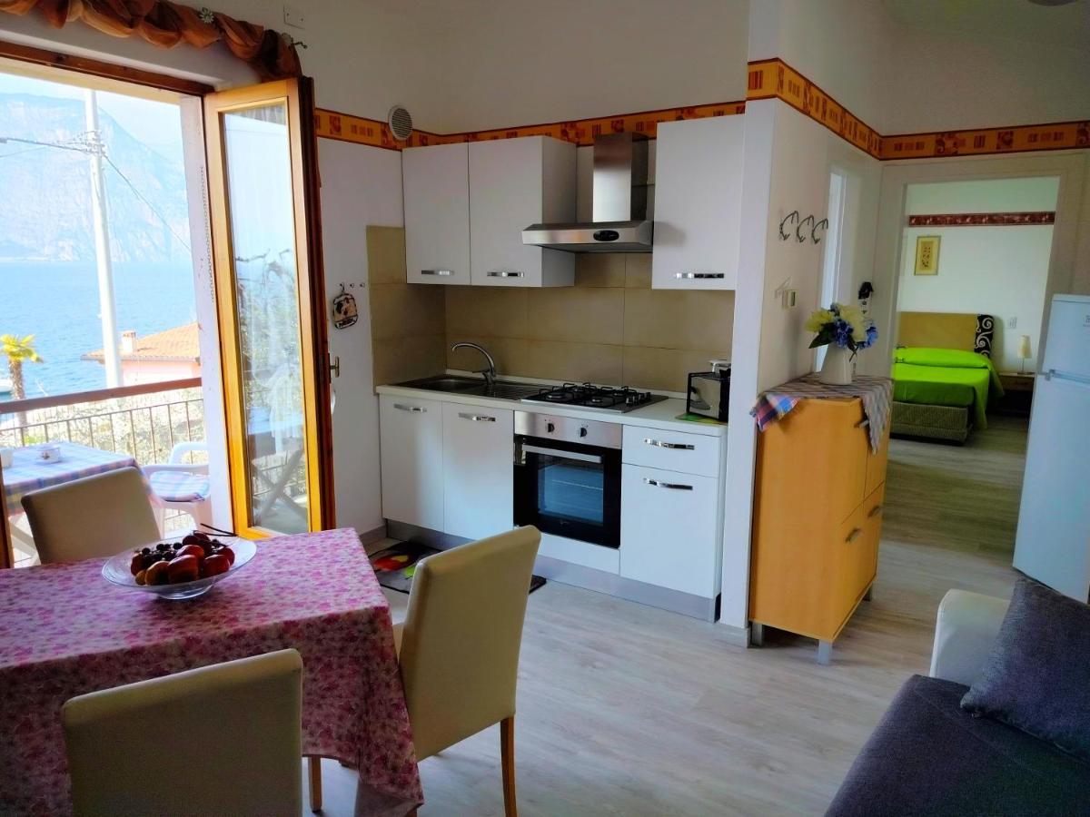 Lorena House Бренцоне-суль-Гарда Экстерьер фото